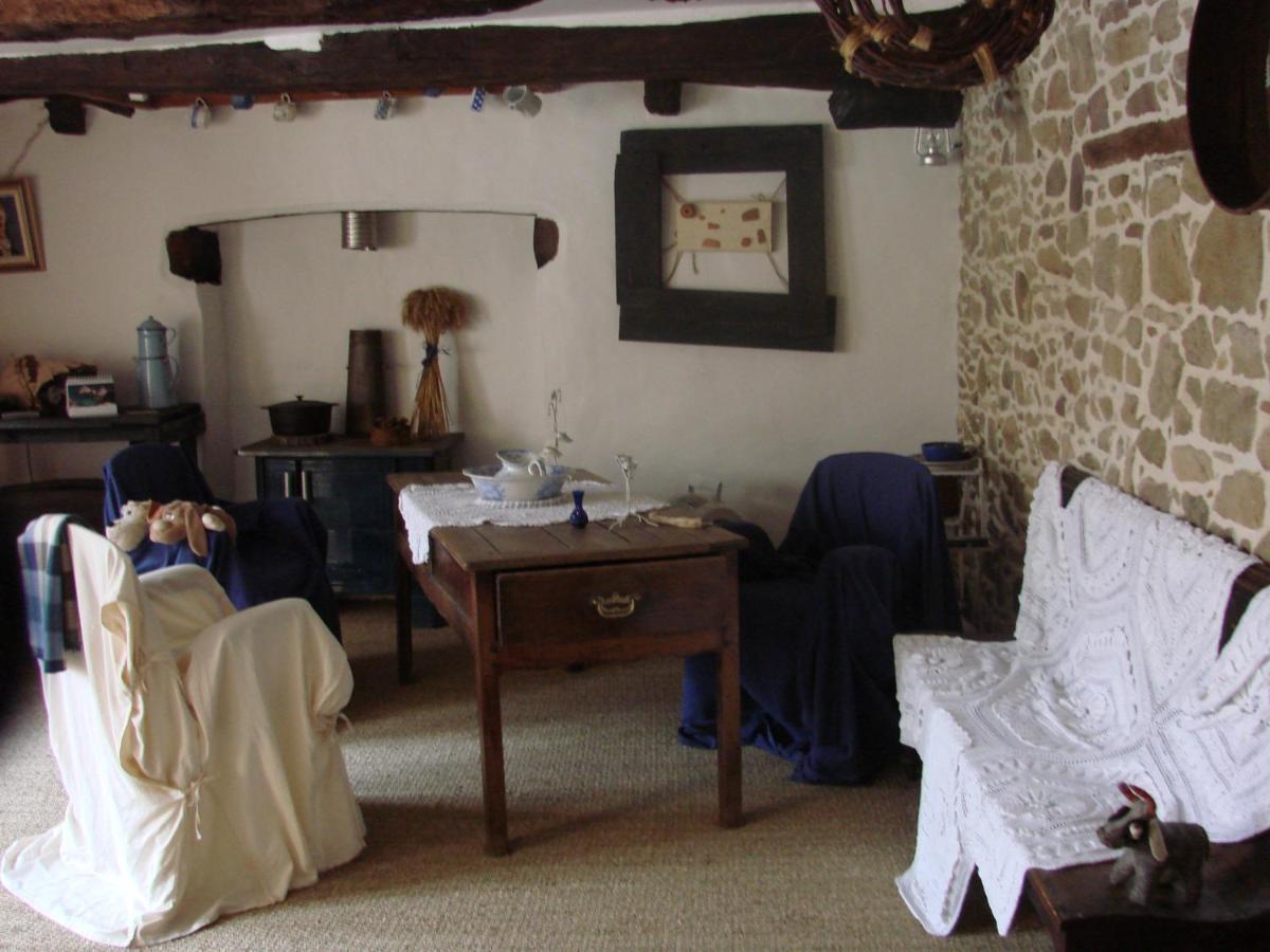 CHAMBRE JEAN'S CHEZ L'HABITANT à LAMBALLE Lamballe Exterior foto